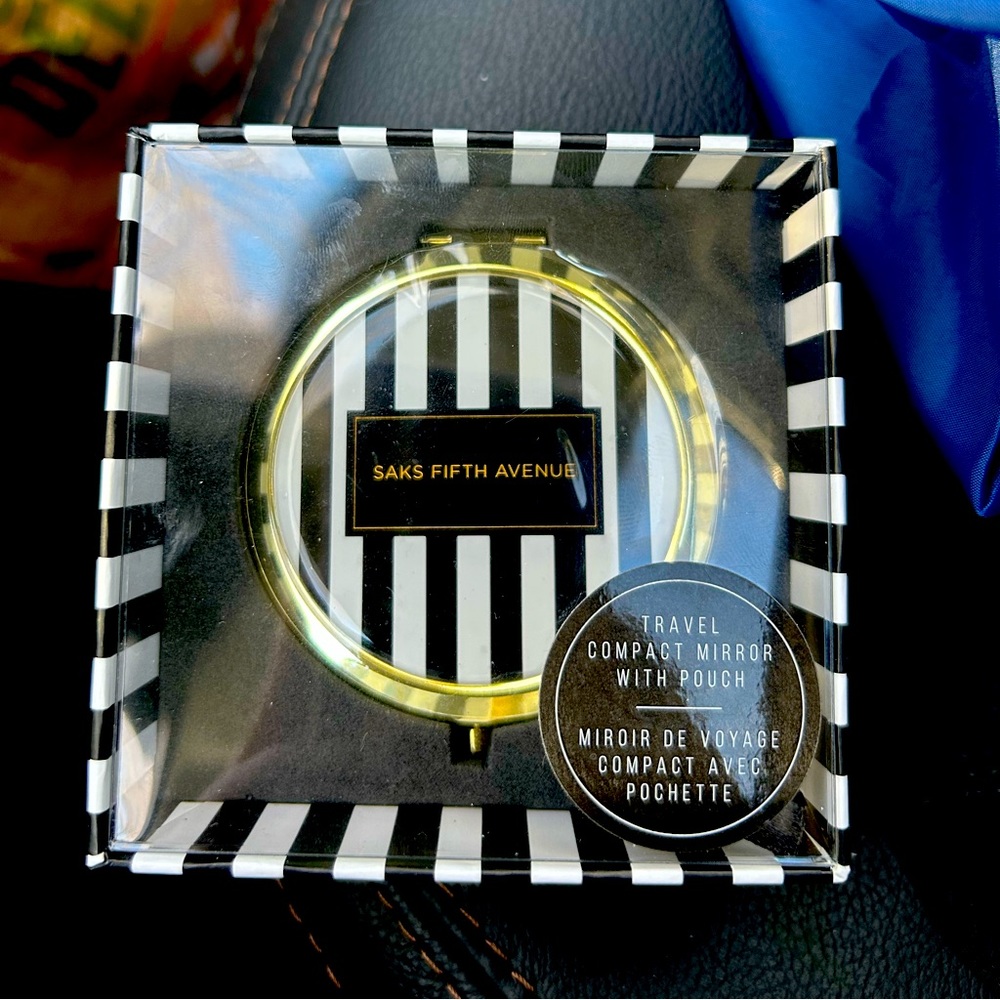 Sak’s Compact Mirror